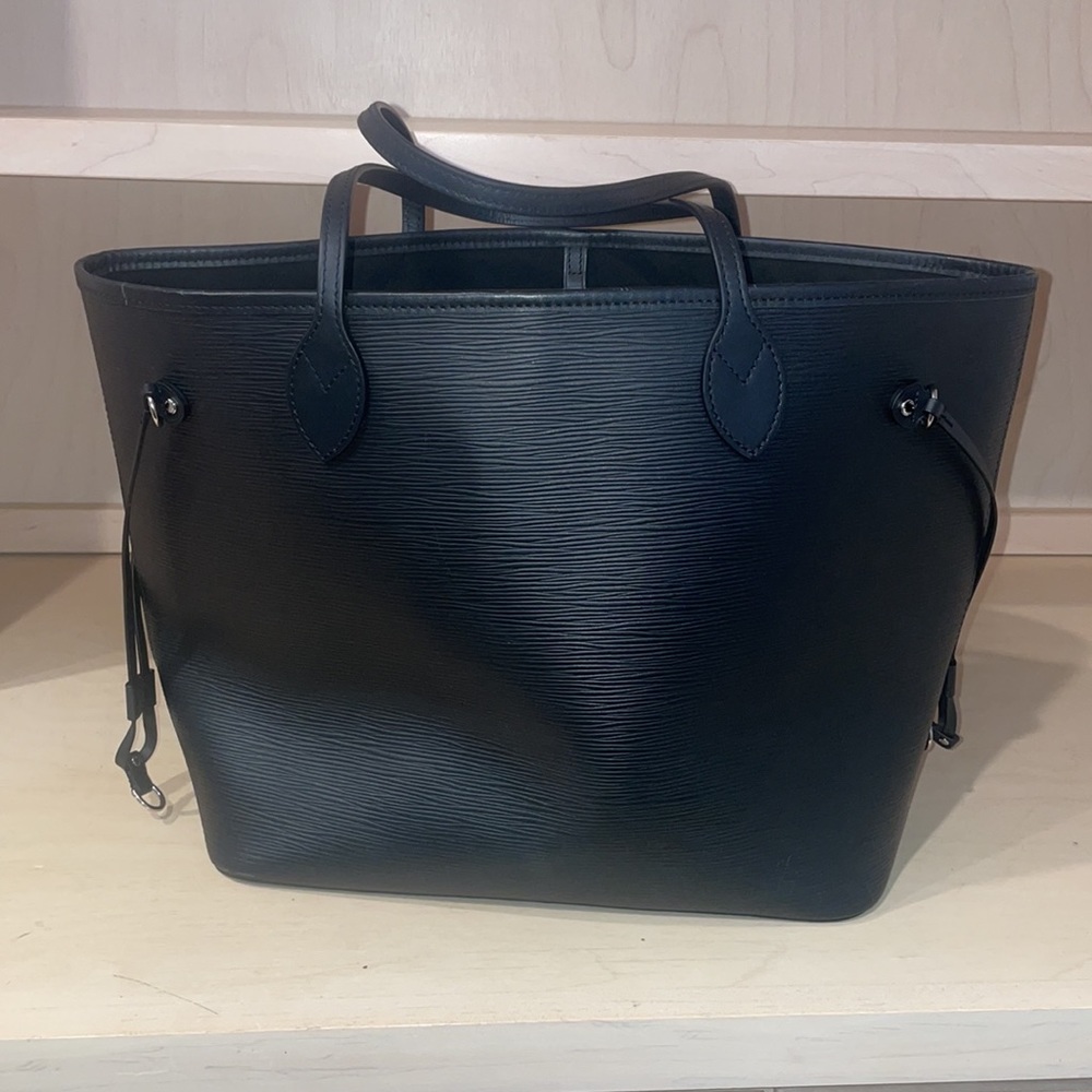 Louis Vuitton Neverfull MM EpiLeather - Picture 6 of 9